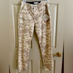 Knox Rose Stretchy Camo-Print Jeggings